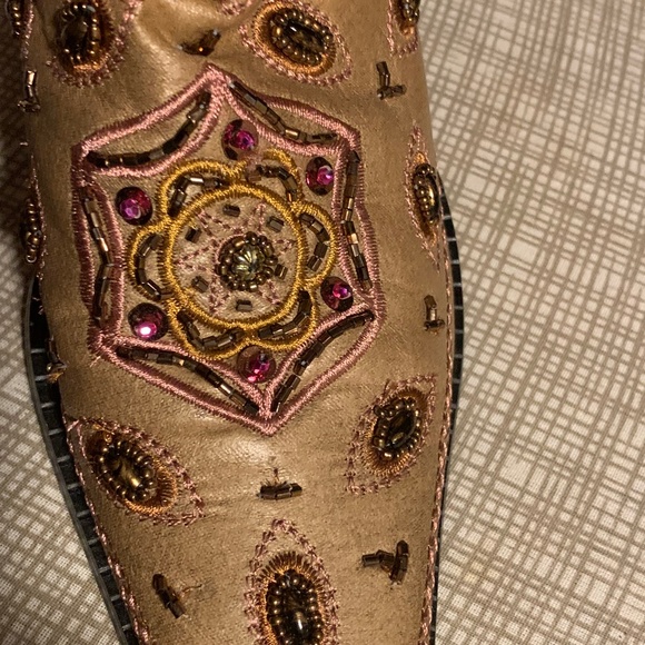 Rhinestone Cowboy Boots - Picture 5 of 7